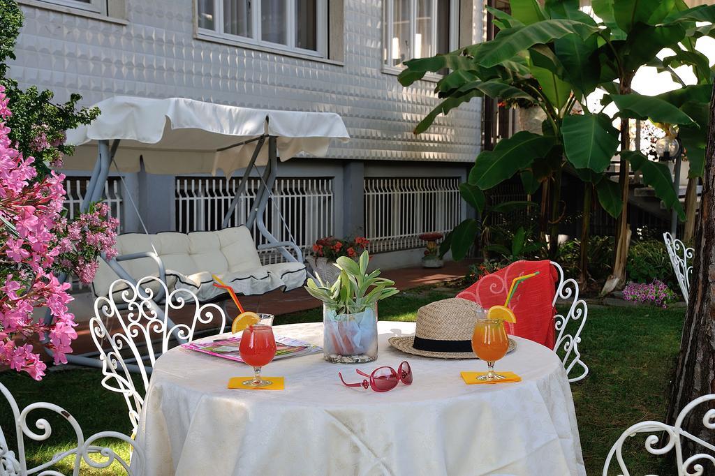 Corallo Wellness Hotel Diano Marina Exterior foto